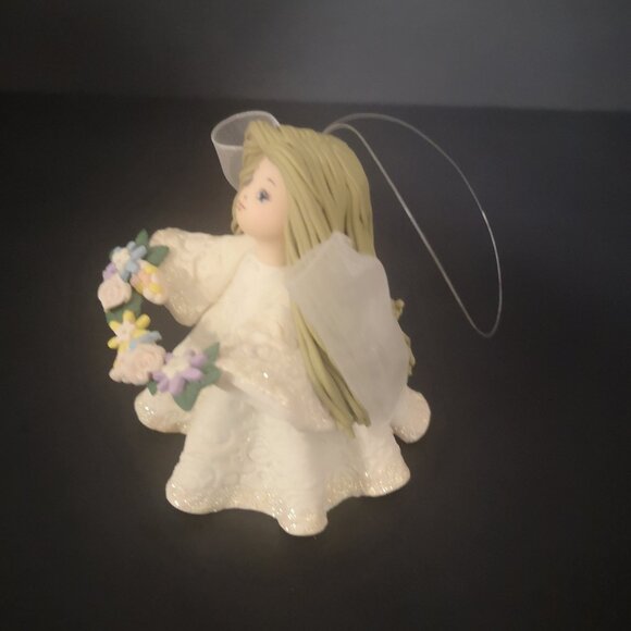 Vintage Uniquely Created  The Kneeded Angels "Twinkle" Figurine 3" Tall - Picture 2 of 4